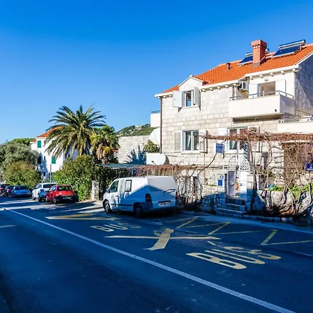 Cozy In 36 M² Sea And Garden View Dubrovnik