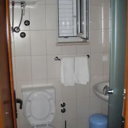 Cozy In 36 M² Sea And Garden View Apartman