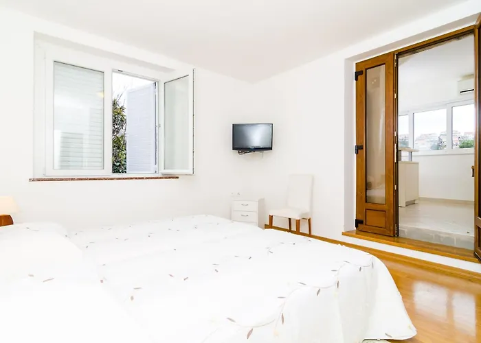 Cozy In 36 M² Sea And Garden View * Dubrownik